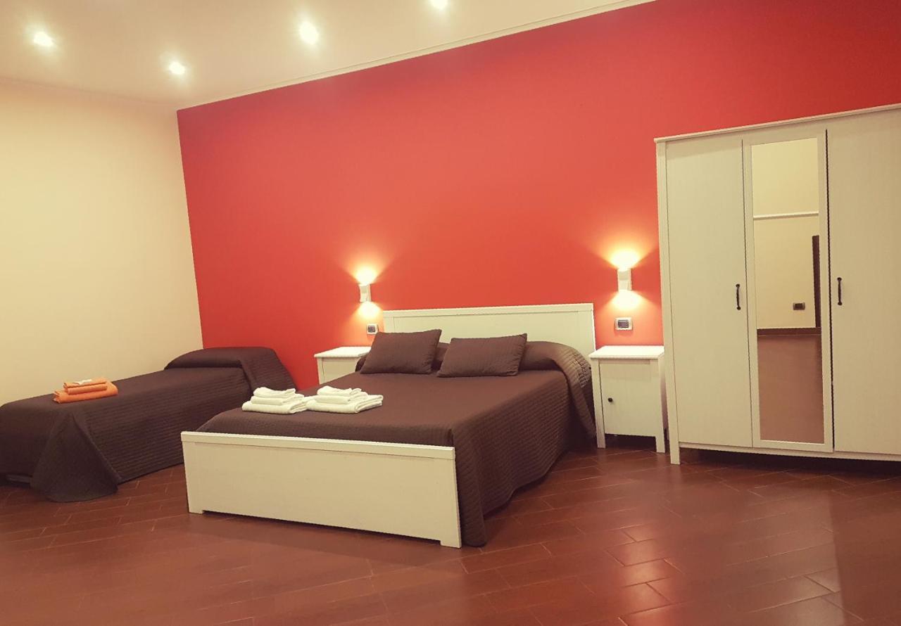 Airport Rooms - Bari Exteriér fotografie